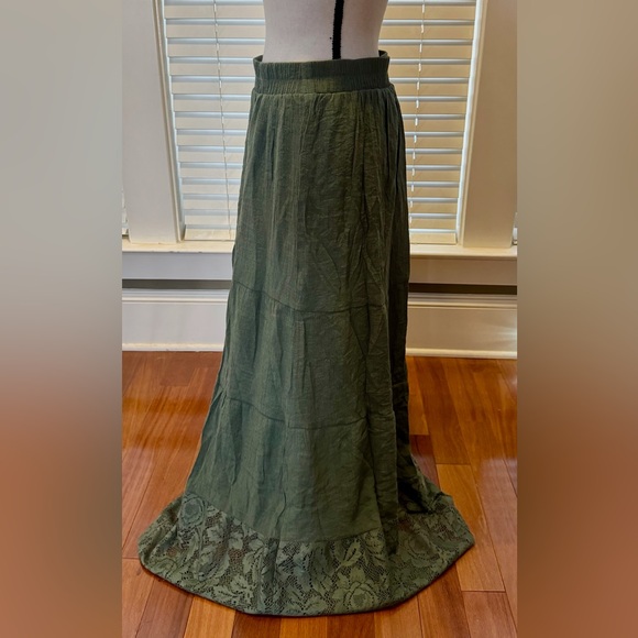 Charlotte Russe Olive Green Maxi Skirt - Picture 2 of 7